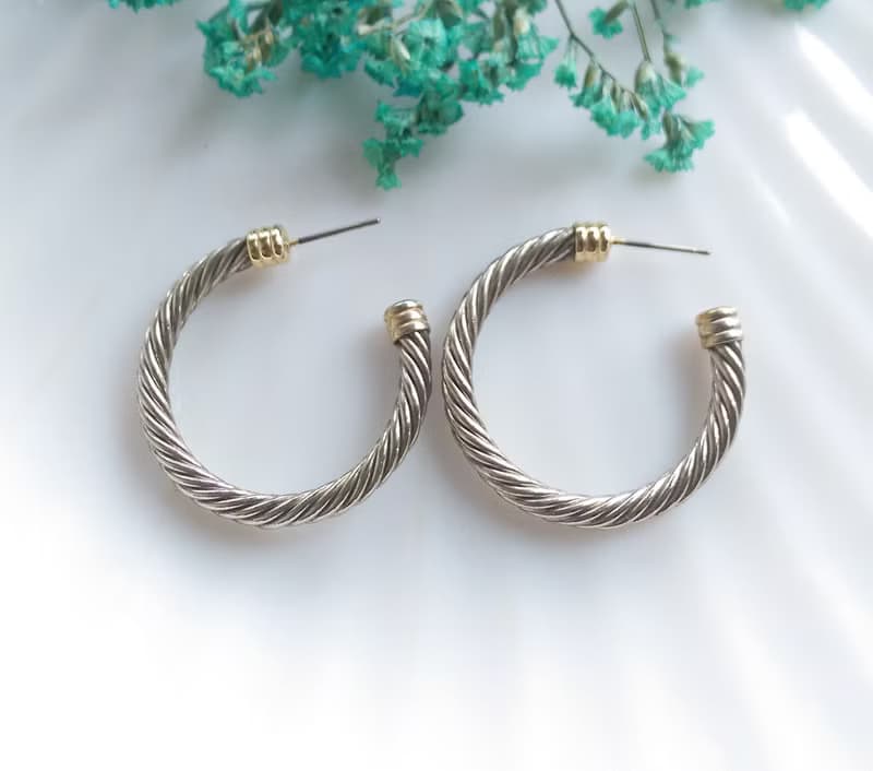 Vintage Jewelry 西洋古董飾品 銀色調 簡約 扭旋C圈 針式耳環
