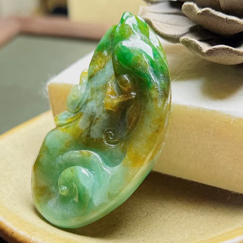 三彩翡翠巧雕鳥語花香項鍊 | 天然緬甸御A貨翡翠 | 送禮