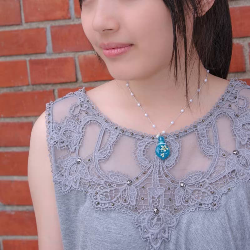 珍愛彩繪瓶 精油香氛項鍊-綠色 香氛琉璃x珍珠x鋼鍊 鍊長可調