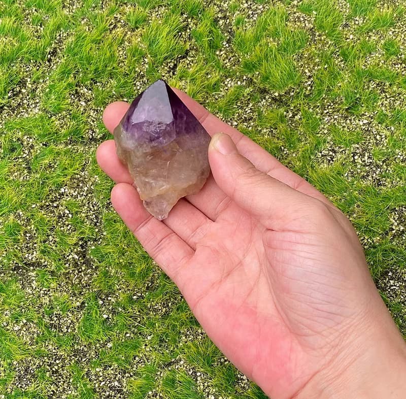 能量礦石-天然彩虹紫晶骨幹 冥想 療癒 避邪化煞 吸收負能量