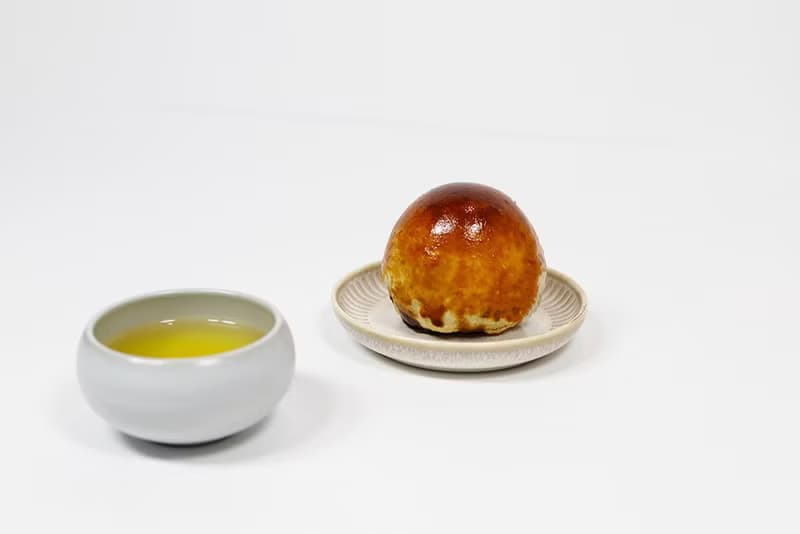 【中秋禮盒】最強聯名 松子烏豆沙蛋黃酥 日本永恆花 中秋月餅