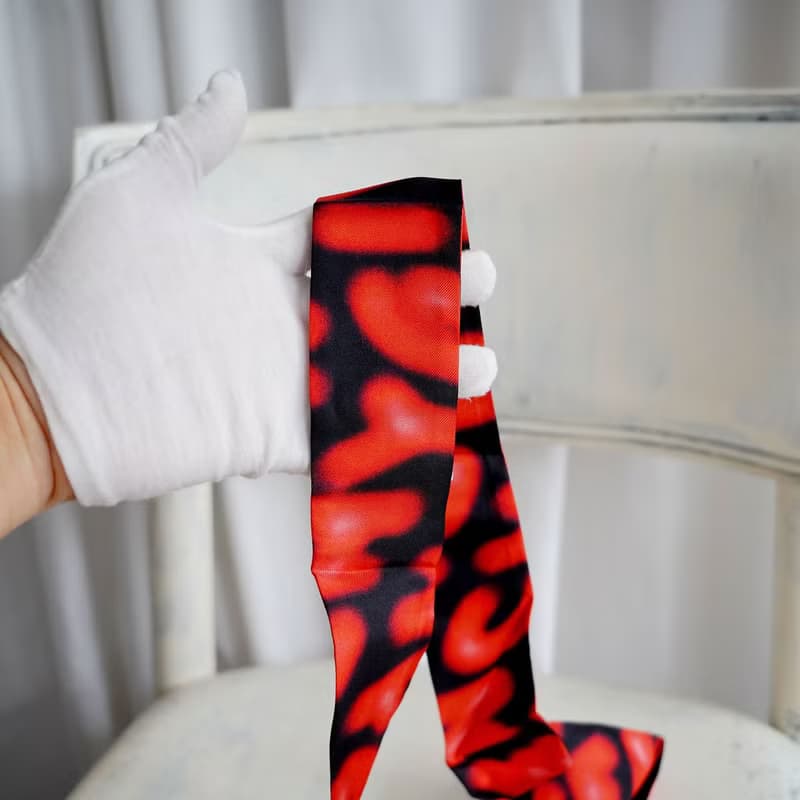 全新品 Givenchy 紅色泡泡心型真絲長領巾綑綁手袋柄專用裝飾絲巾