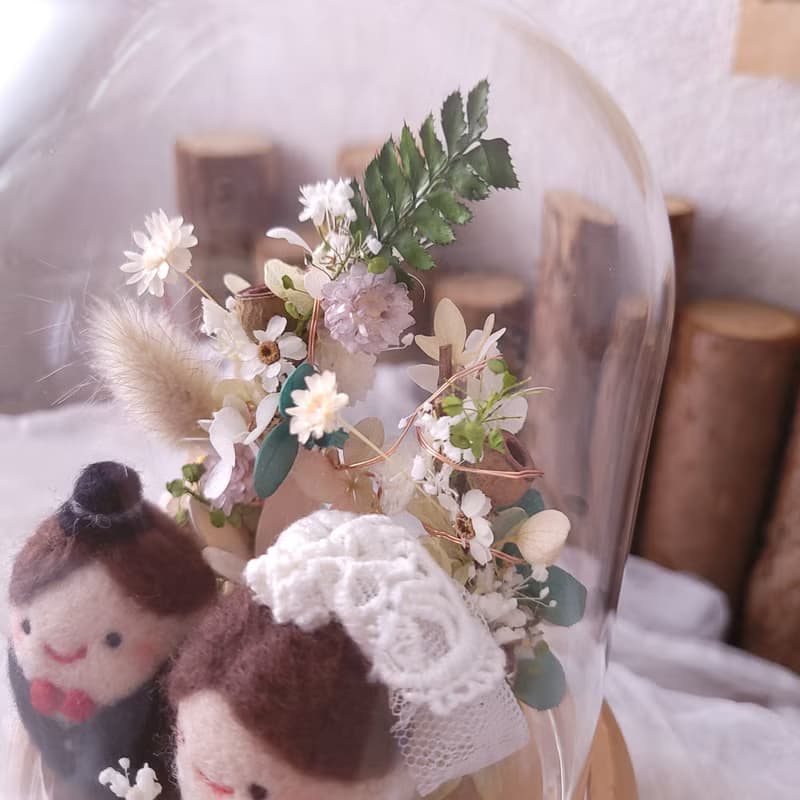 乾燥花藍牙喇叭 | 羊毛氈新郎新娘 : 森林綠_2025結婚禮物首選