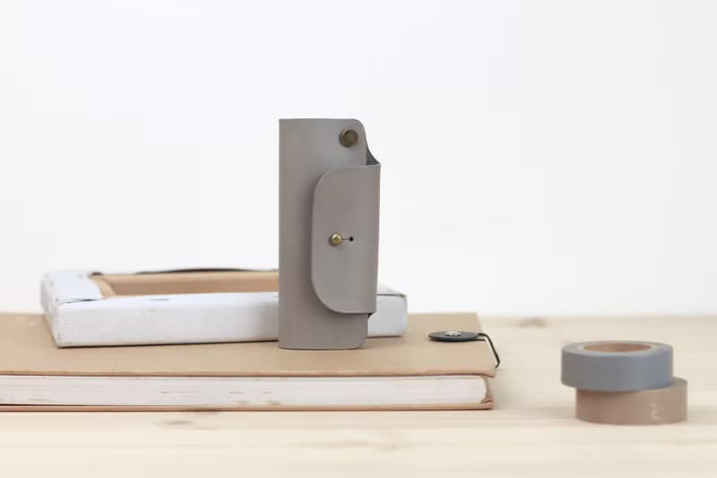 皮革鑰匙包/鑰匙圈 -- 大象灰