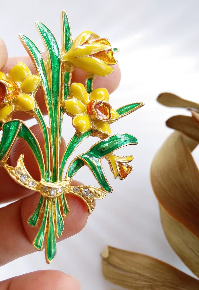 【美國西洋古董飾品】JOAN RIVERS  琺瑯花卉 花束 別針  胸針