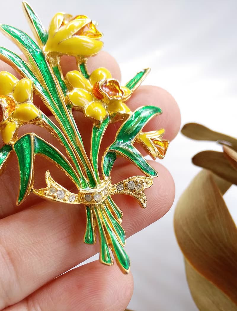 【美國西洋古董飾品】JOAN RIVERS  琺瑯花卉 花束 別針  胸針