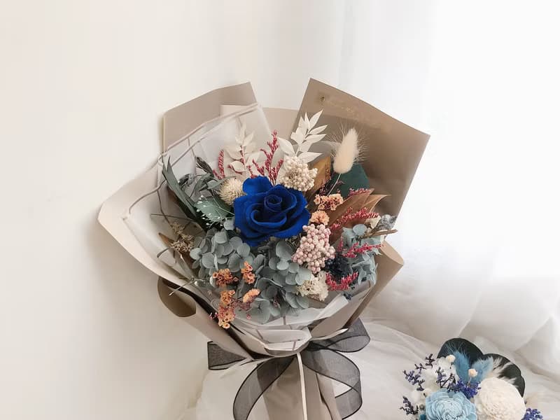 永生花 永生玫瑰花 乾燥花 情人節花束 拍照花束 畢業花束 紀念日
