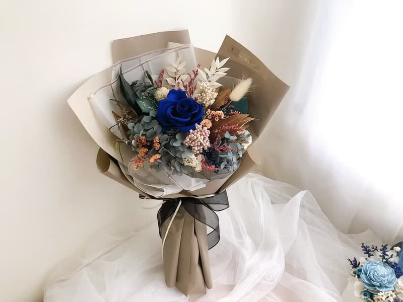 永生花 永生玫瑰花 乾燥花 情人節花束 拍照花束 畢業花束 紀念日