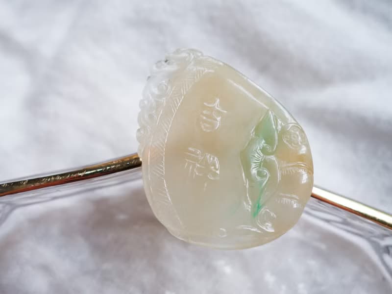 吉祥如意三彩玉墜・翡翠・緬甸玉 ・天然石