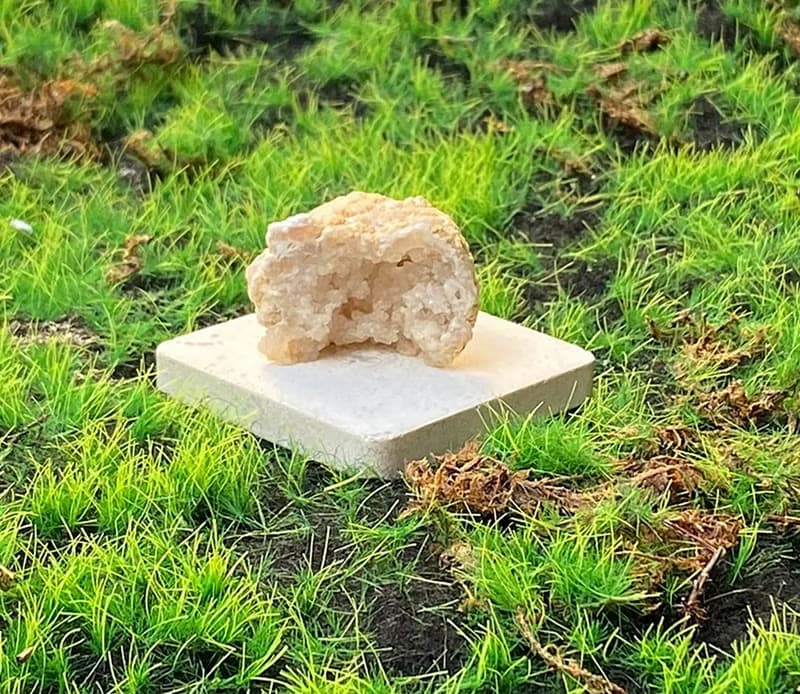 能量擺飾-天然招財瑪瑙小白晶洞 療癒 開運 淨化 原礦 快速出貨