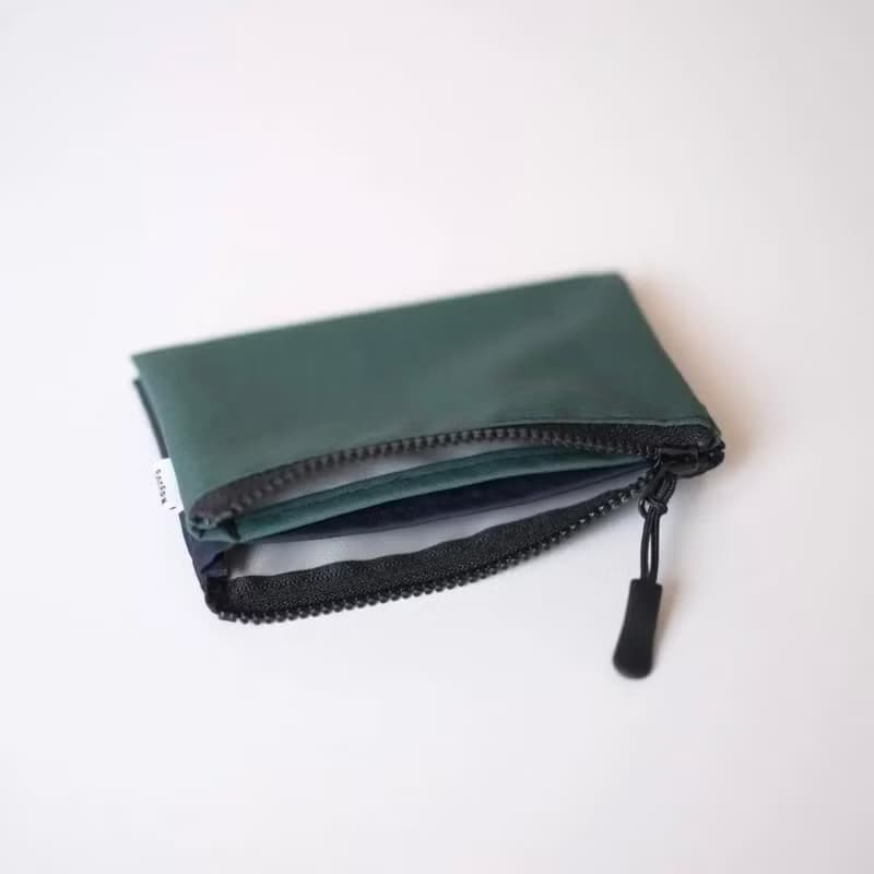 【2TONE mini wallet】3つの収納 軽量高機能ナイロン