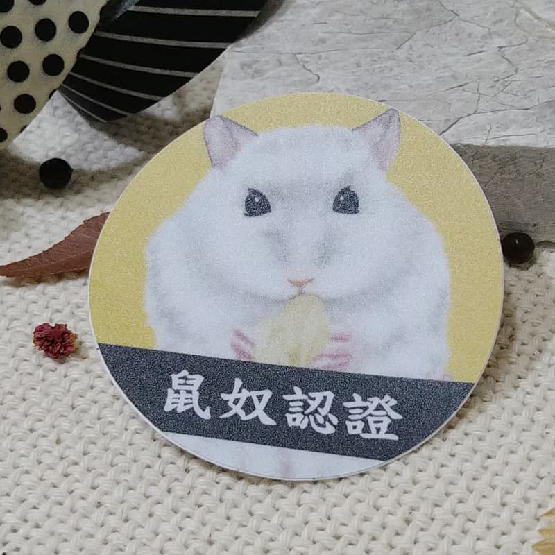 銀狐吃雞肉乾-吃貨出沒-防水車貼-防水貼紙-安全帽貼紙_倉鼠胖胖
