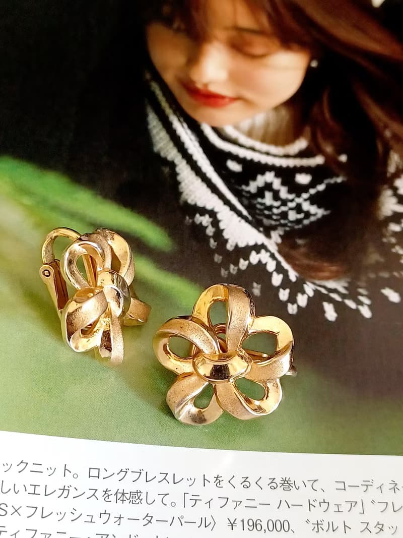vintage jewelry Trifari 典雅金色花朵蝴蝶結 夾式耳環