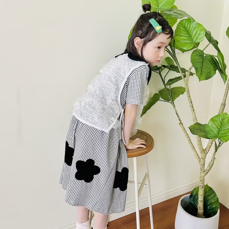 白色蕾絲花外搭背心 / 童裝 親子裝