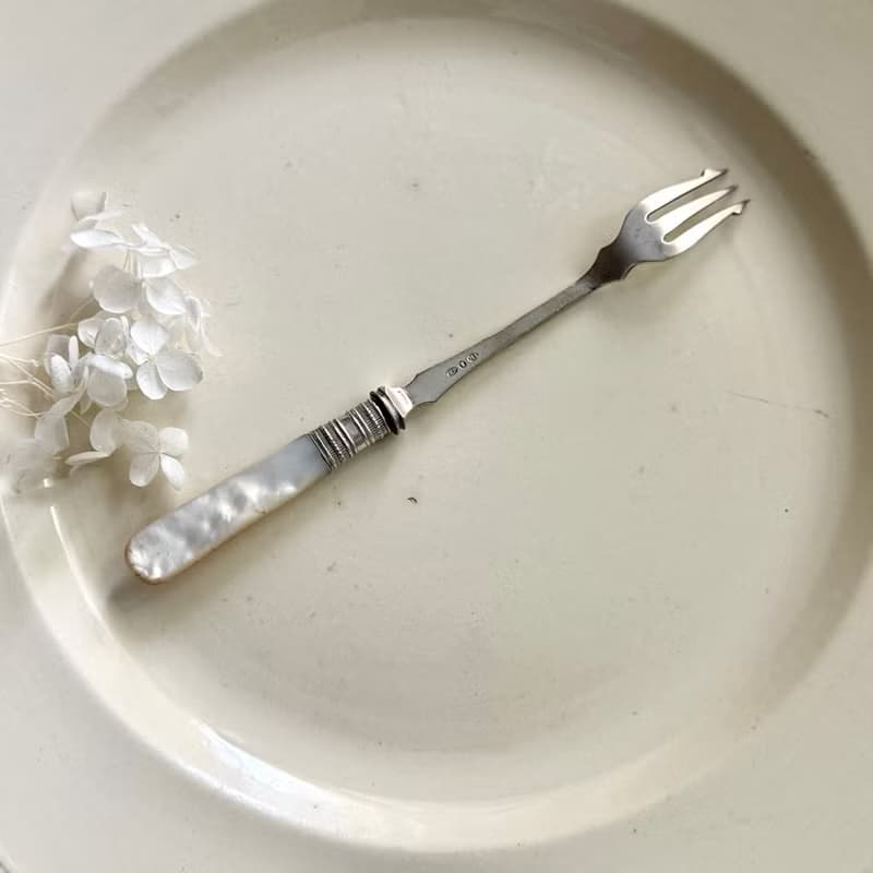 50458-珍稀古董珍珠母貝叉17.5cm