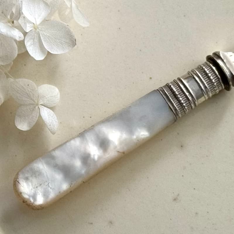 50458-珍稀古董珍珠母貝叉17.5cm