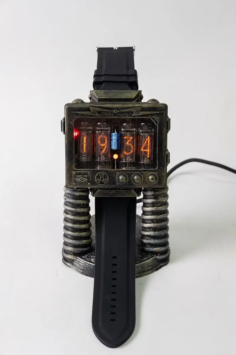 Nixie Tube Watch IN-16 with chronograph