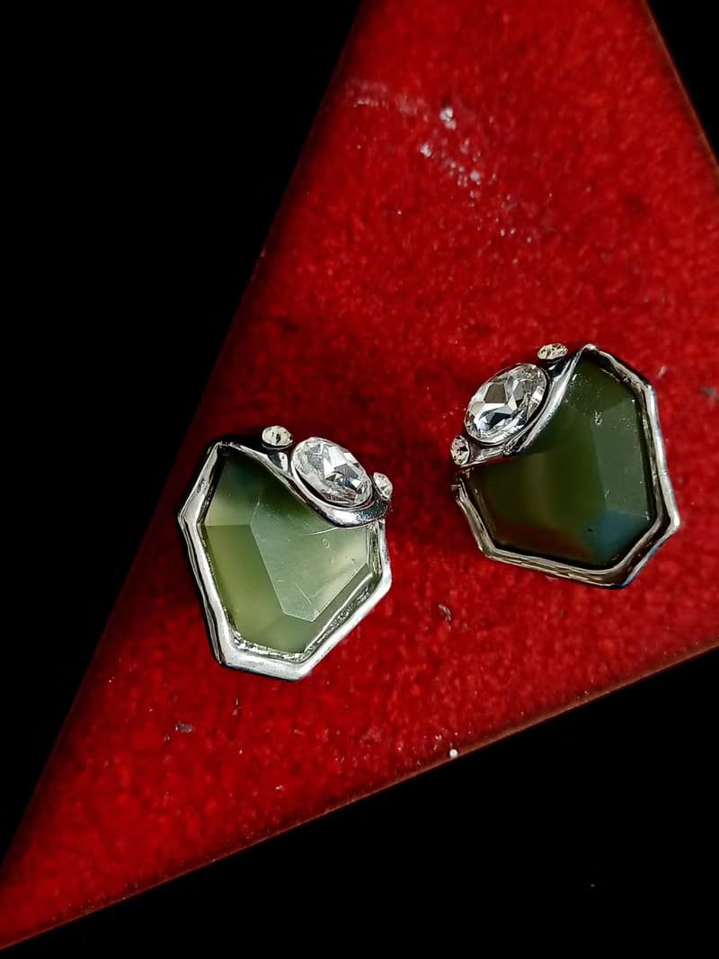 vintage jewelry  典雅墨綠塑料幾何造型 夾式耳環