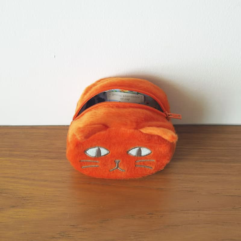 mini fluffy cat pouch