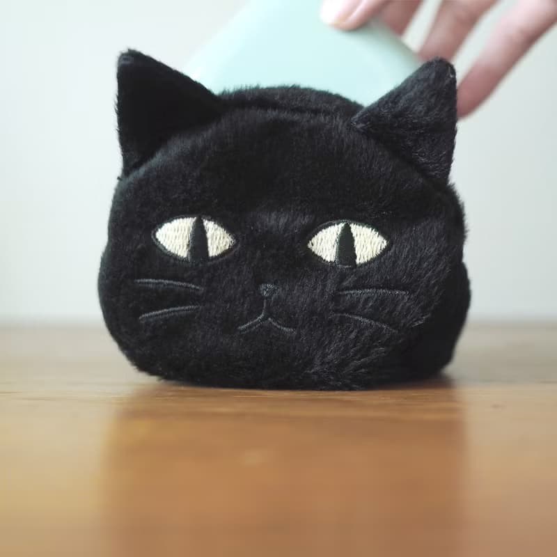 mini fluffy cat pouch