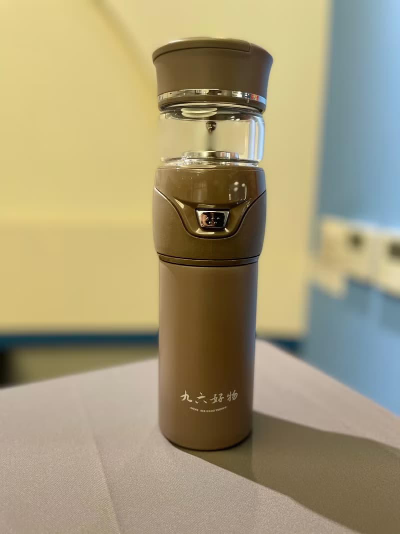 【孝心茶具】翻轉保溫杯 / 茶水分離