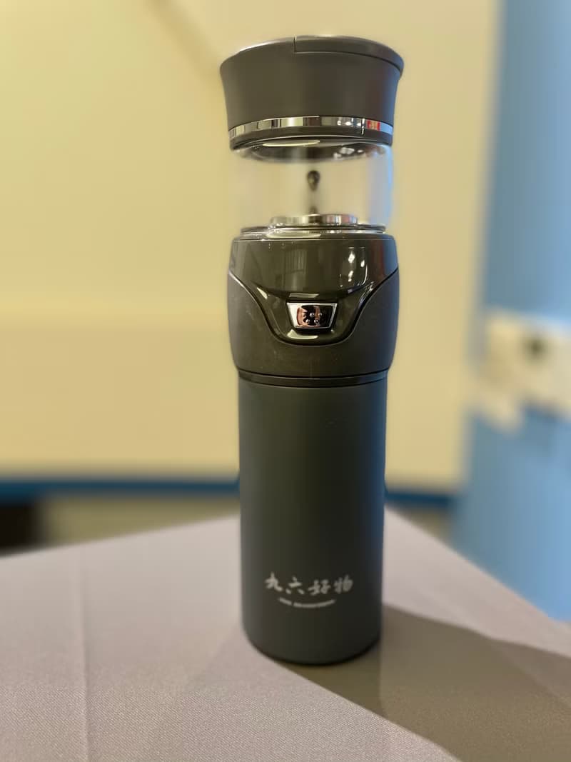 【孝心茶具】翻轉保溫杯 / 茶水分離
