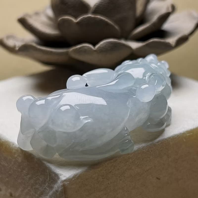 【招財神獸】冰種翡翠精雕三毛貔貅 | 天然緬甸玉翡翠A貨 | 送禮