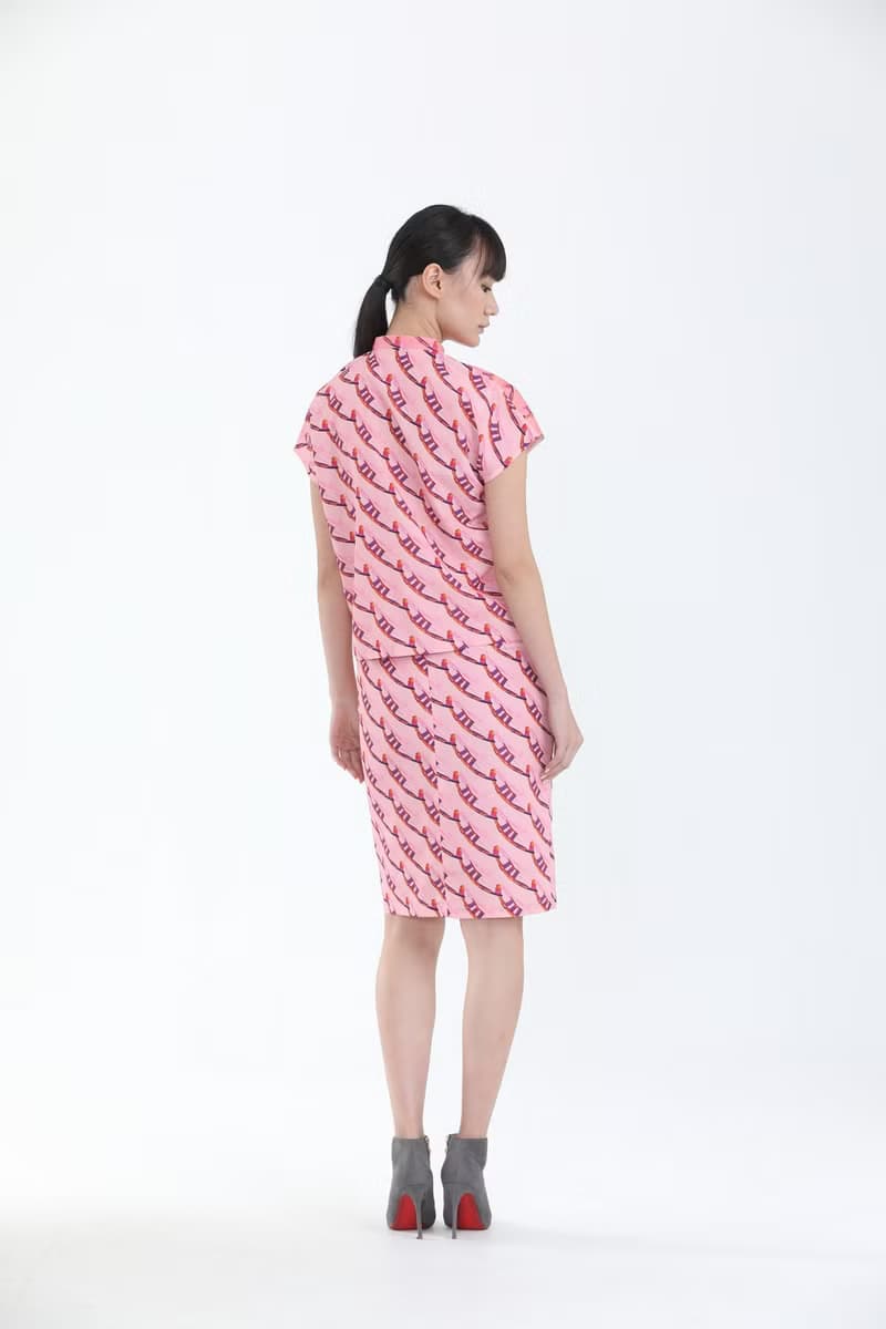 LEAH 濱海灣金沙斜紋印花上衣
