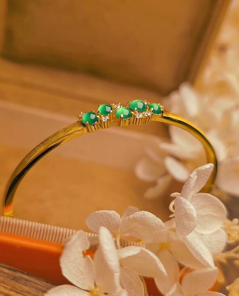 招財•健康•活力•高貴|放光冰玻陽綠|A貨翡翠純銀多顆手鐲鏈