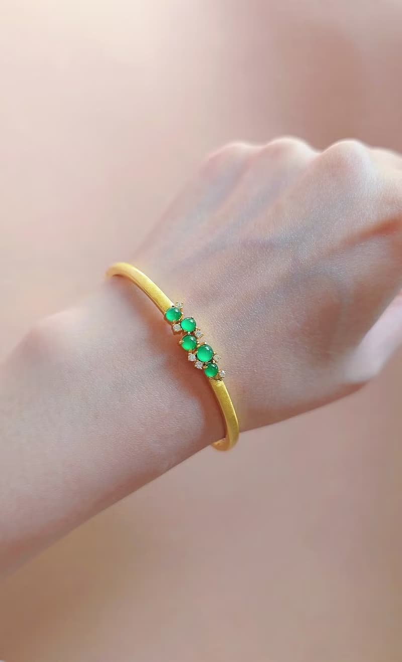 招財•健康•活力•高貴|放光冰玻陽綠|A貨翡翠純銀多顆手鐲鏈