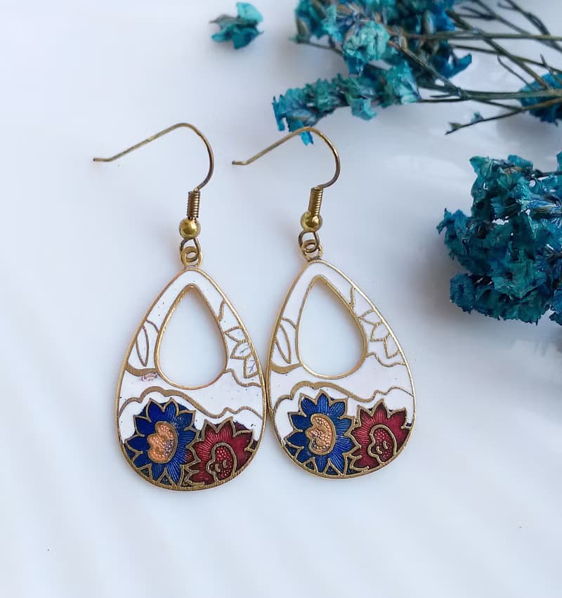 Vintage Jewelry 西洋古董飾品 白底花卉 景泰藍 耳勾 針式耳環