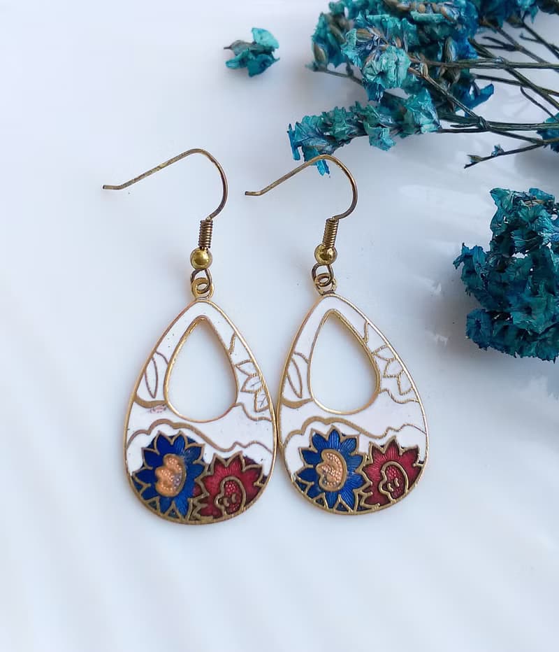 Vintage Jewelry 西洋古董飾品 白底花卉 景泰藍 耳勾 針式耳環