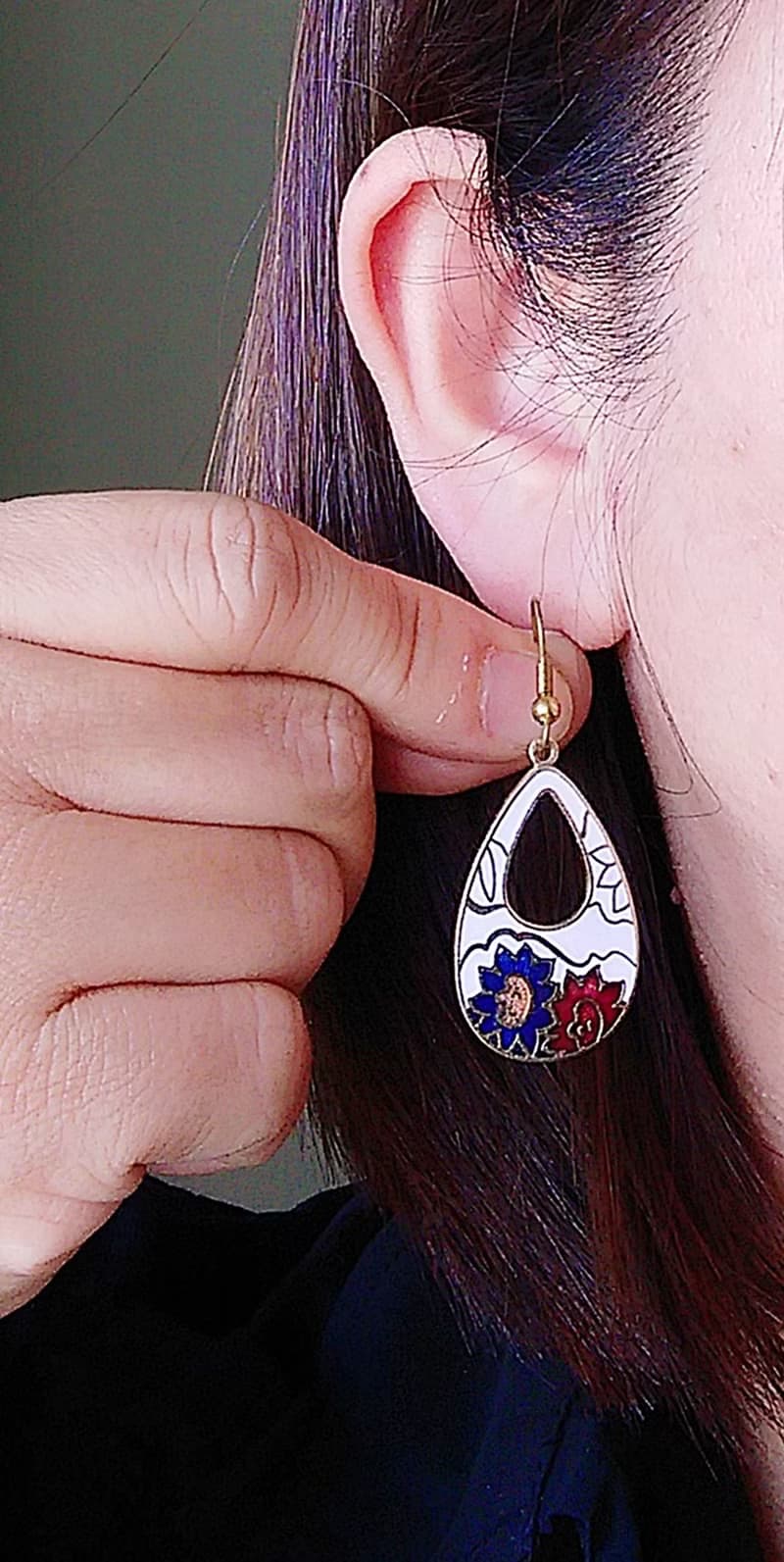 Vintage Jewelry 西洋古董飾品 白底花卉 景泰藍 耳勾 針式耳環