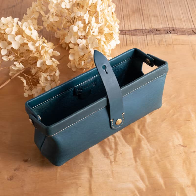 イタリアンレザーのペンケース Paka-pen #PeacockBlue【入学祝】【就職祝】【カスタム可能なギフト】