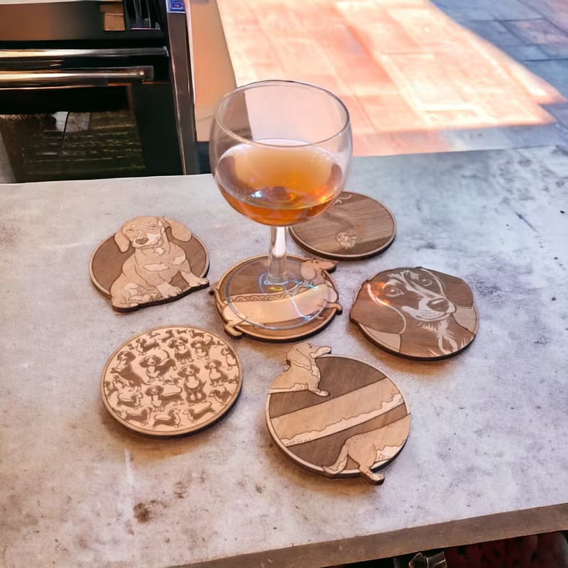 Dachshund Wooden Coaster Set – Perfect Collectible Barware for Pet Lovers