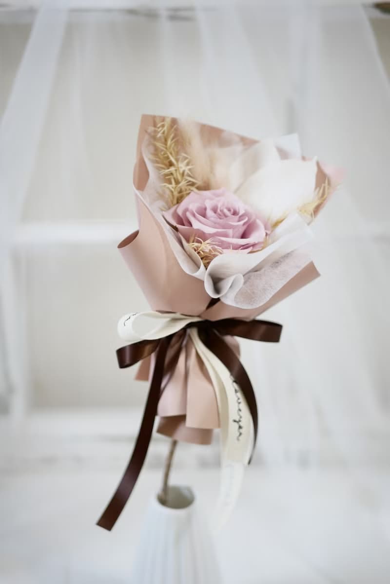 單隻小花束/永生玫瑰花