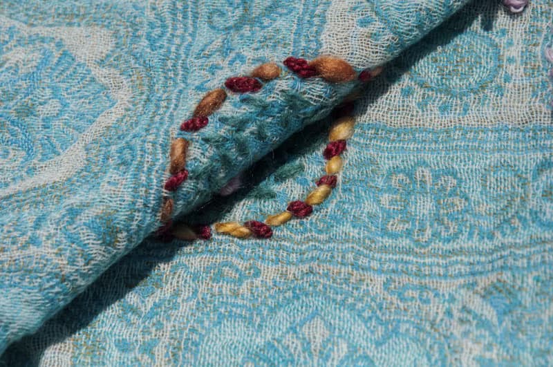 羊絨毯刺繡羊毛披肩/針織圍巾/刺繡圍巾/羊絨披巾/喀什米爾Cashmere 聖誕禮物 情人節禮物 交換禮物 生日禮物-花