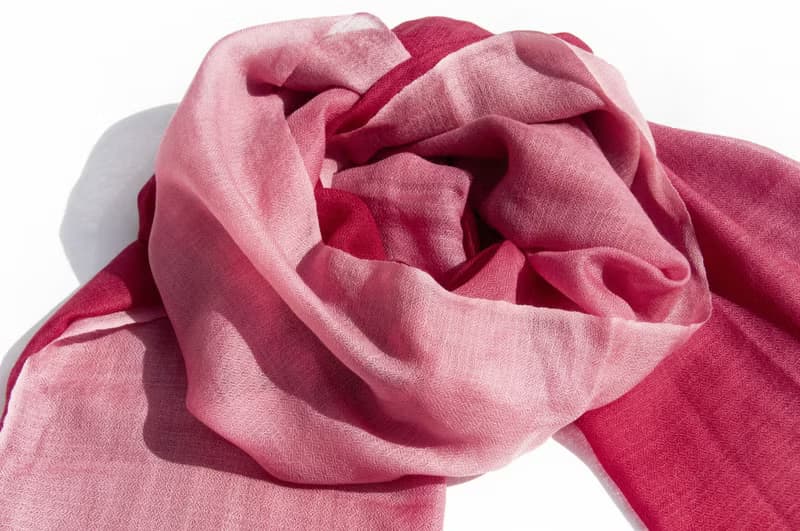 喀什米爾Cashmere/羊絨圍巾/純羊毛圍巾披巾/戒指絨披肩-漸層紅色