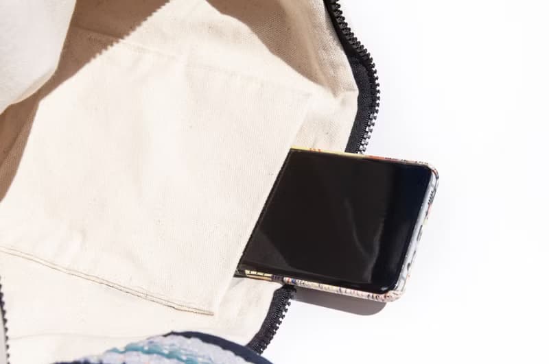 隨身腰包 古布腰包 手工刺繡側背包 斜背包 胸前隨身包 單肩包-白