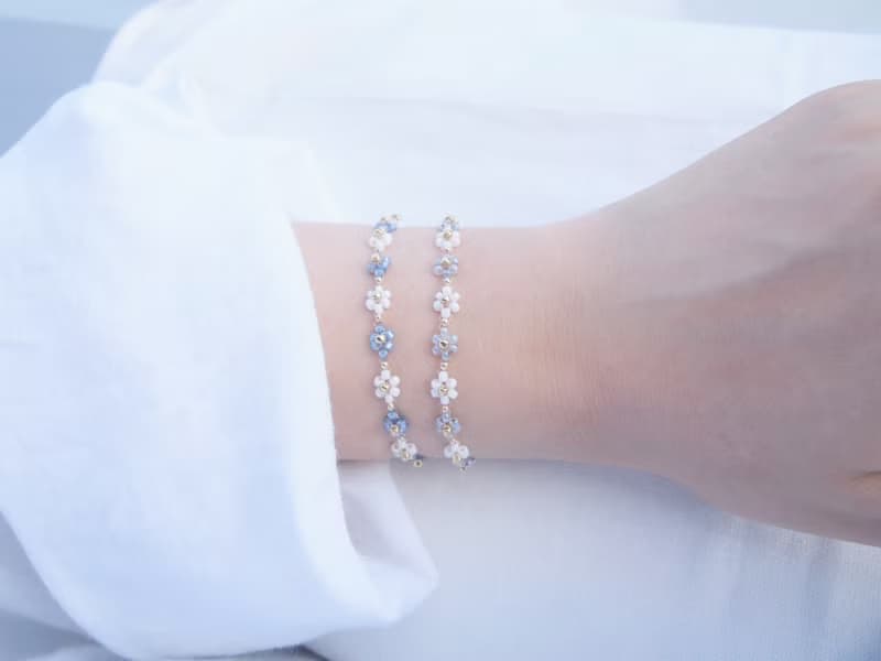 ビーズブレスレット　マグネット着脱　pearl blue & pearl gray 【２つセット】