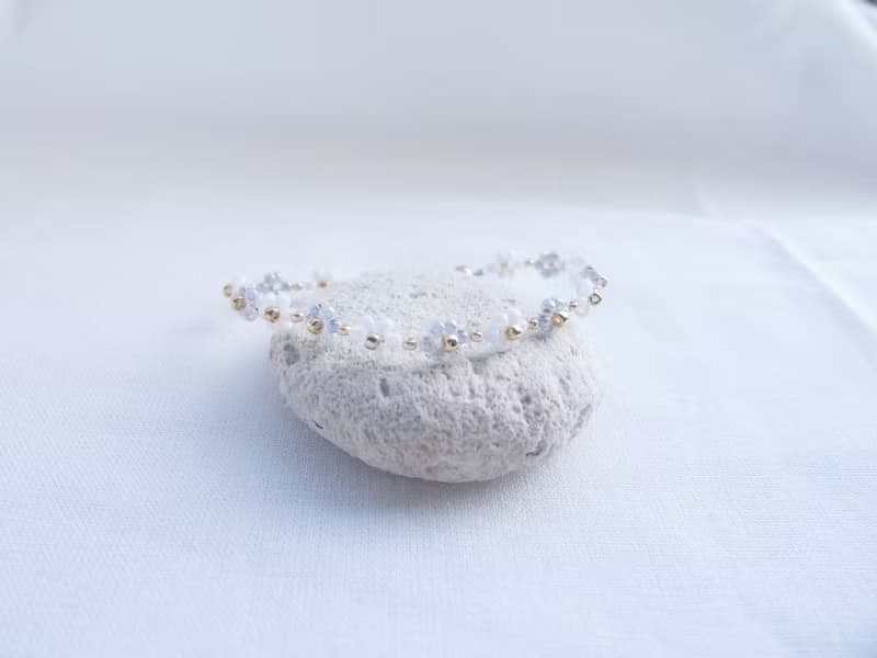 ビーズブレスレット　マグネット着脱　pearl blue & pearl gray 【２つセット】