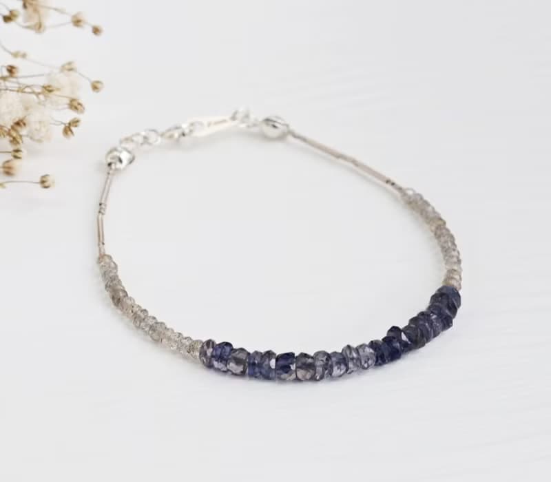 <摯愛>堇青石x拉長石 925純銀手鍊 12月誕生石 Lolite silver bracelet 輕珠寶 母親節 情人節 生日禮物 紀念日 宴會 party 交換禮物 聖誕節