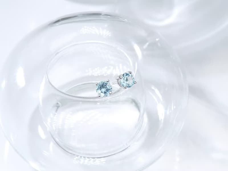 初雪 | 拓帕石 簡約圓形 單鑽爪鑲 耳環 耳針 生日禮物 畢業 職場