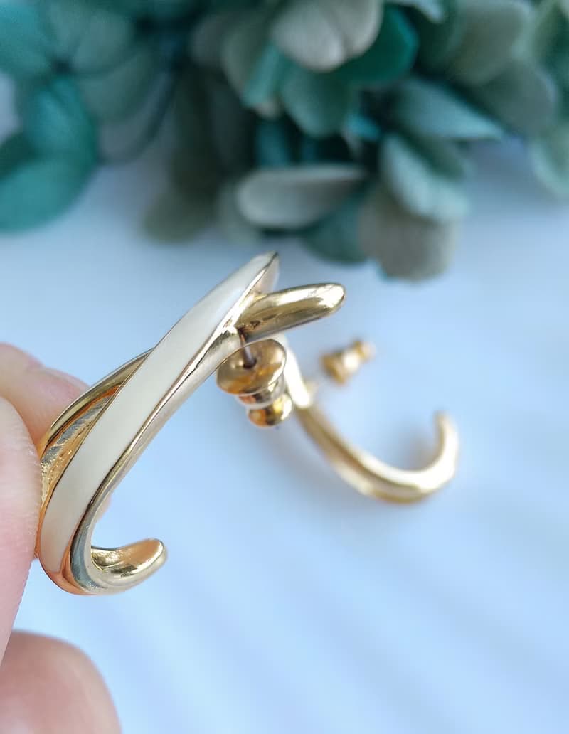 Vintage Jewelry 西洋古董飾品 TRIFARI 簡約 C圈 琺瑯 針式耳環
