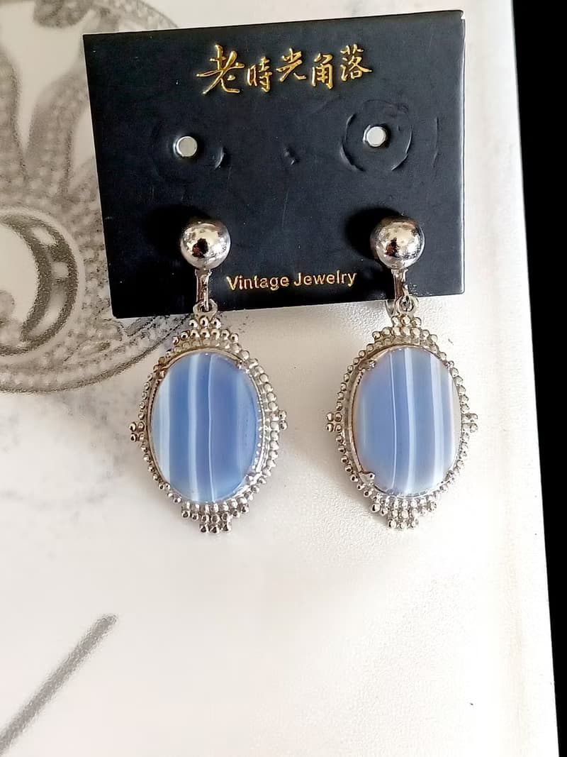 vintage jewelry  典雅銀色底垂墜流紋石 夾式耳環