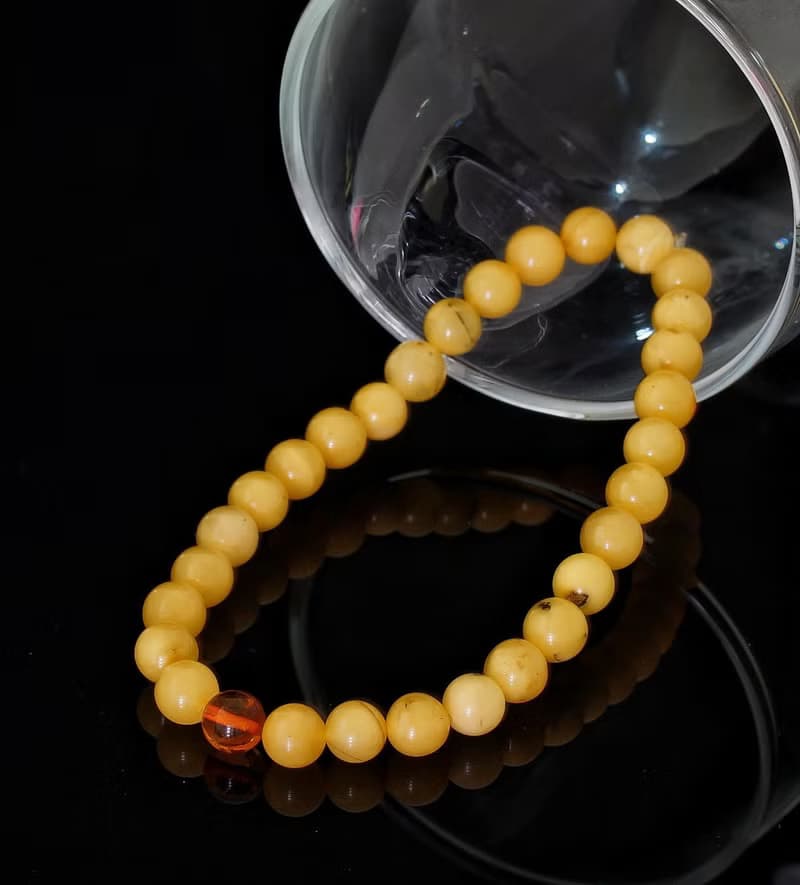 俄料白花蜜臘 6mm 手鍊 ( Natural Baitic Amber 6mm Bracelet )