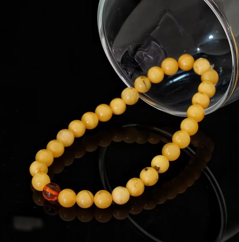 俄料白花蜜臘 6mm 手鍊 ( Natural Baitic Amber 6mm Bracelet )