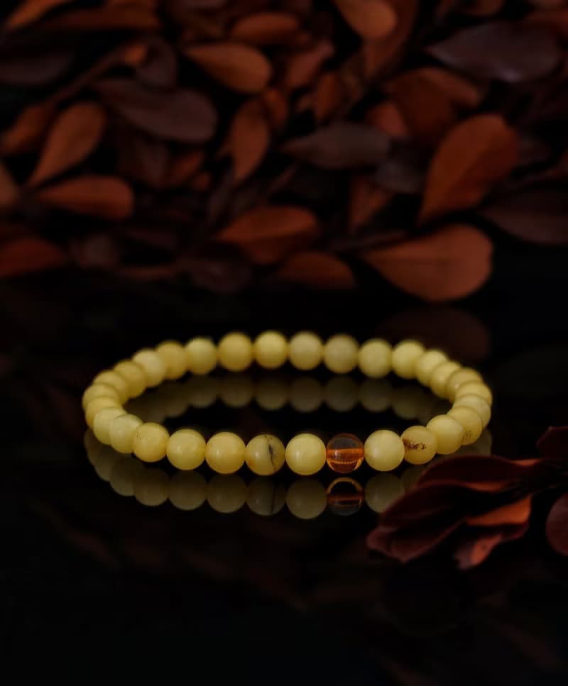 俄料白花蜜臘 6mm 手鍊 ( Natural Baitic Amber 6mm Bracelet )