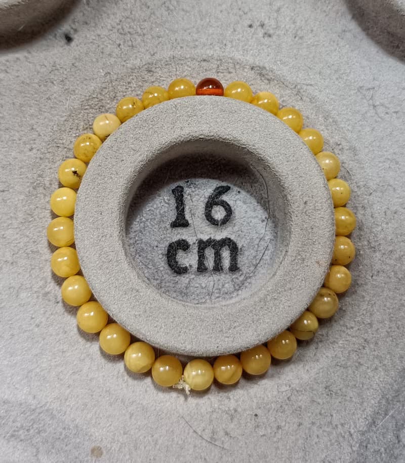 俄料白花蜜臘 6mm 手鍊 ( Natural Baitic Amber 6mm Bracelet )