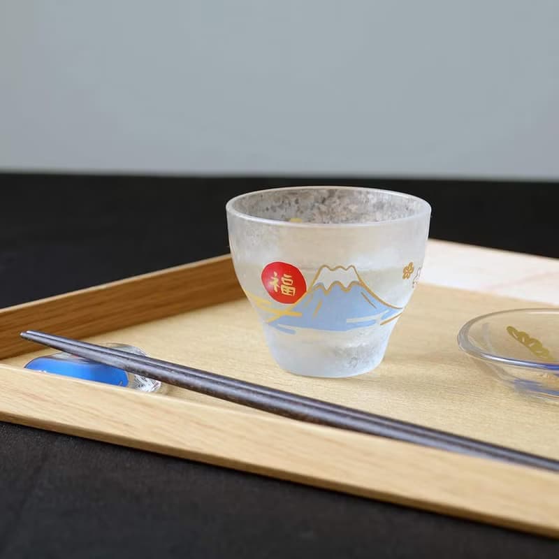 90cc【日本ADERIA】人氣吉祥物 富士山 招福杯